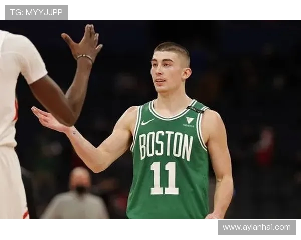 普理查德表示手感不佳时会通过助攻抢断和抢篮板帮助球队赢球 普理查德表示手感不佳时会通过助攻抢断和抢篮板帮助球队赢球