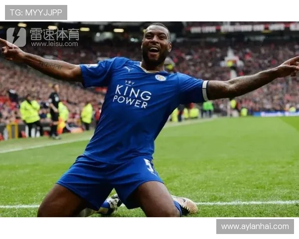 罗马诺爆料维拉计划续约麦金与罗杰斯谈判仍处初期阶段 罗马诺爆料维拉计划续约麦金与罗杰斯谈判仍处初期阶段